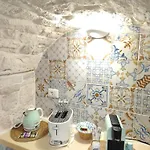 Casa De Amicis 24 *