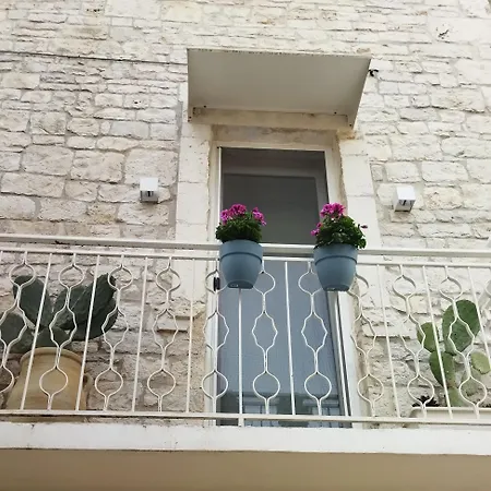 Casa De Amicis 24 شقة Sammichele Di Bari